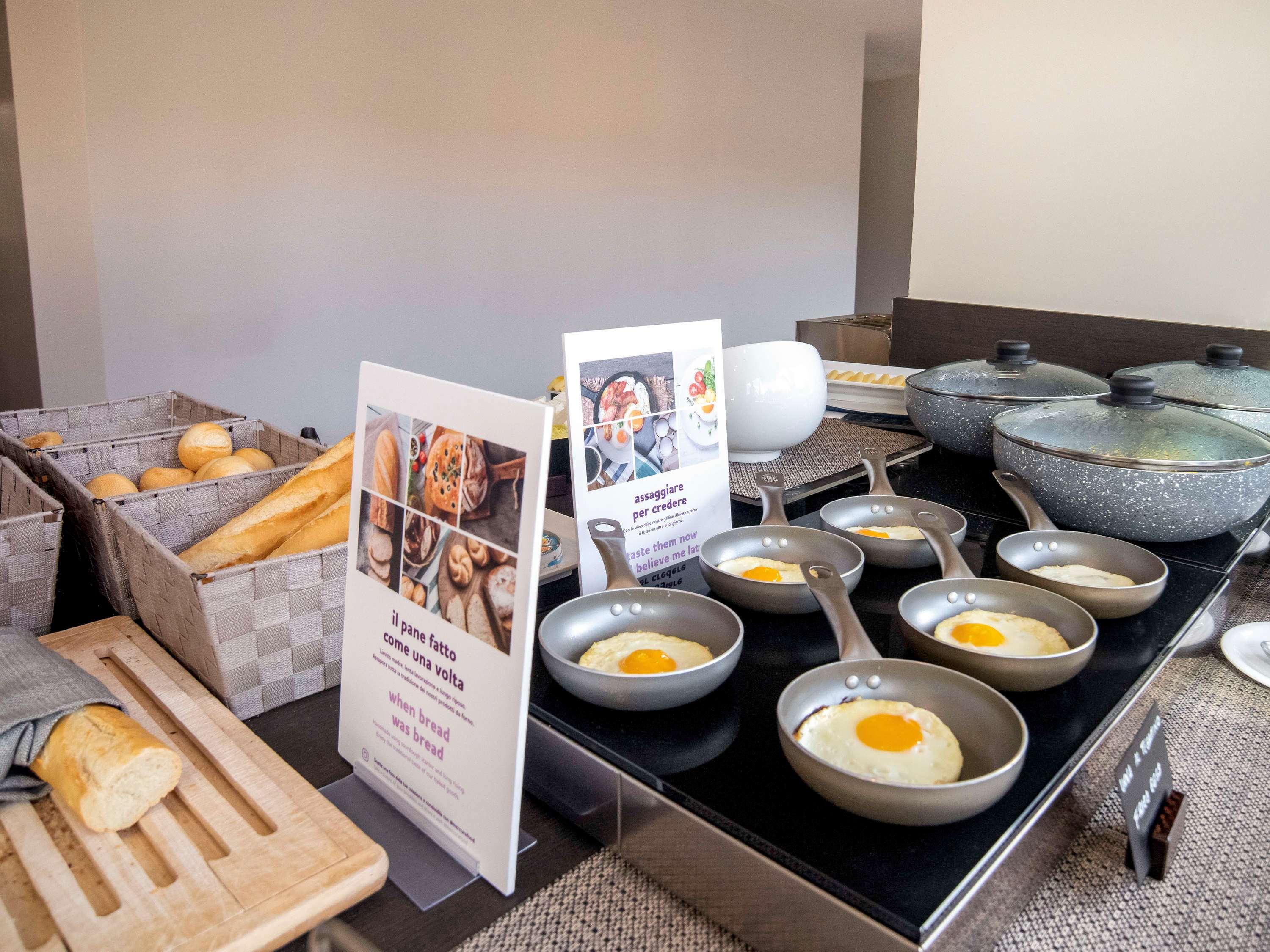 Hotel Mercure West Rom