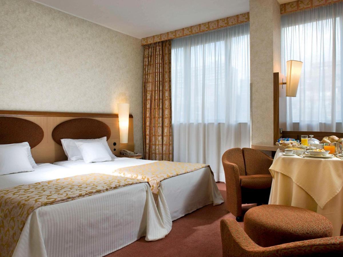 Mercure West 4* Rom