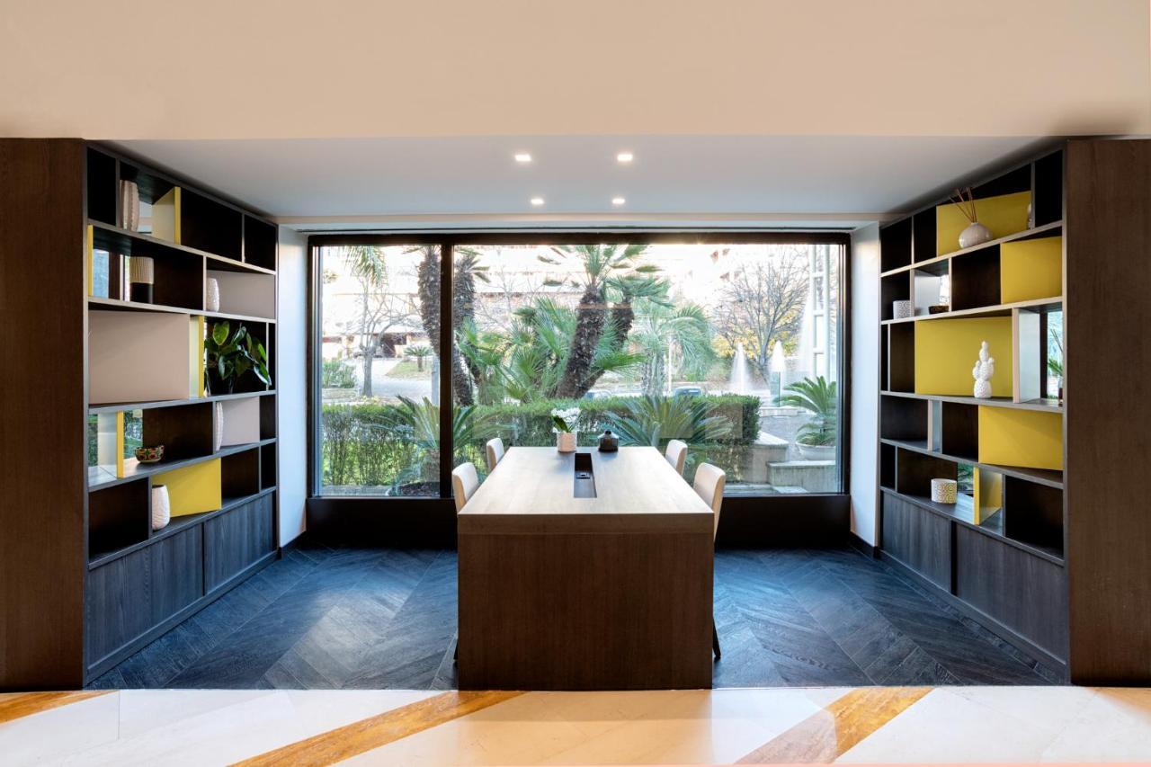 Hotel Mercure West Rom