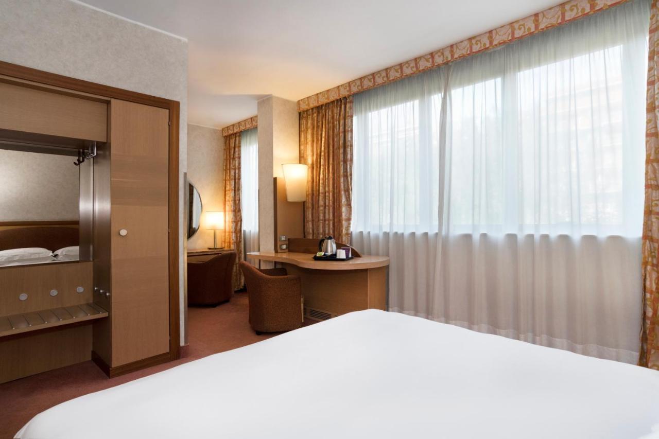 Hotel Mercure West Rom